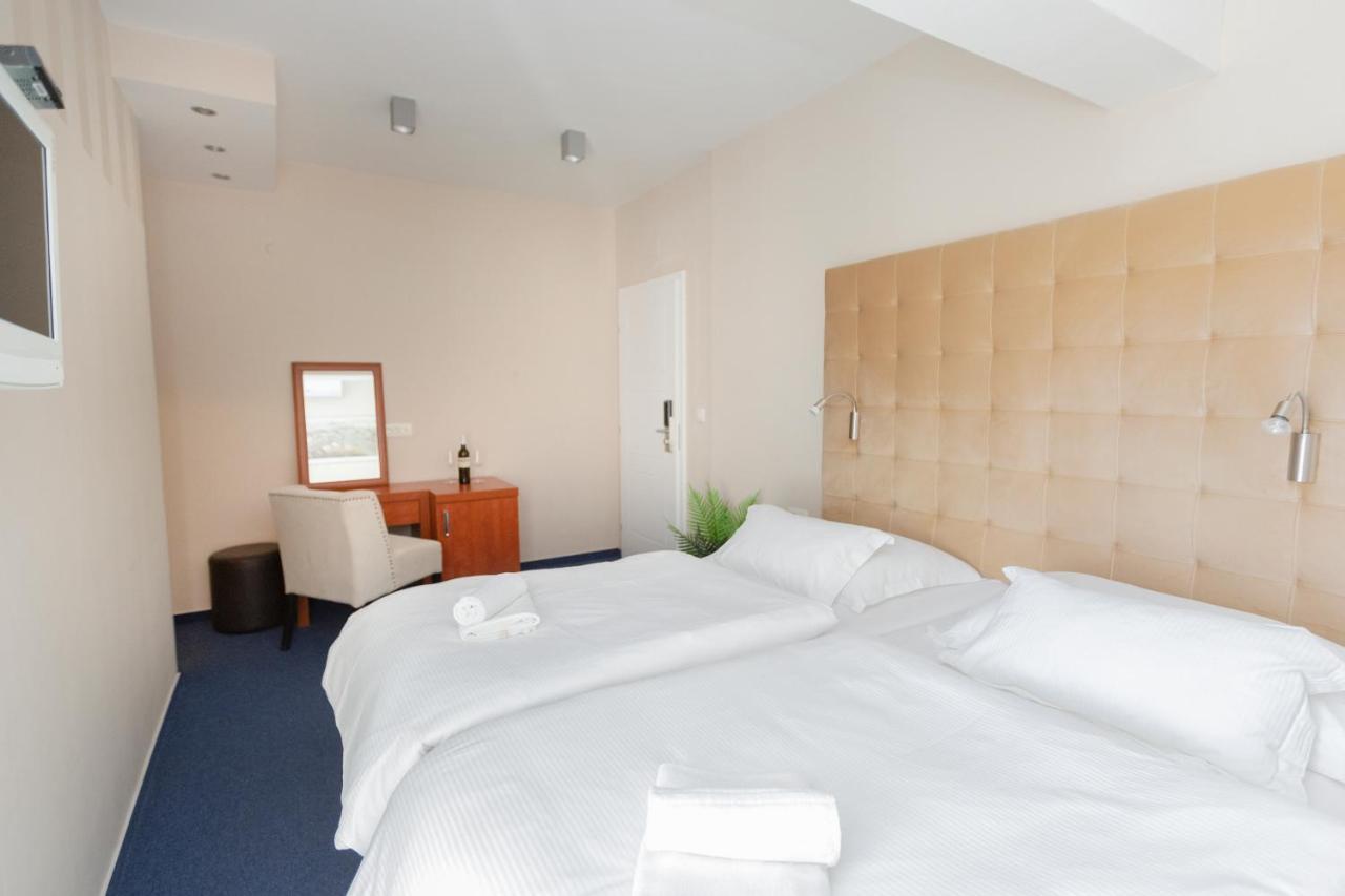 Hotel Bozikovina 3 Podstrana Buitenkant foto